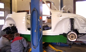 Karosseriebau Krüger Unfallinstandsetzung Oldtimer Restaurieung VW Käfer